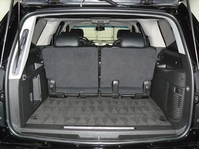 SUV - Cadillac Escalade ESV