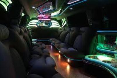 Stretch SUV - Cadillac Escalade