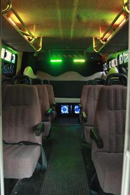Mini-Bus - Limo / Party Style 