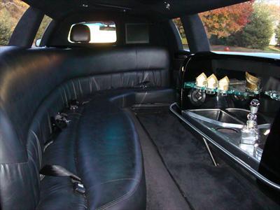 Stretch Limo - Lincoln Town Car