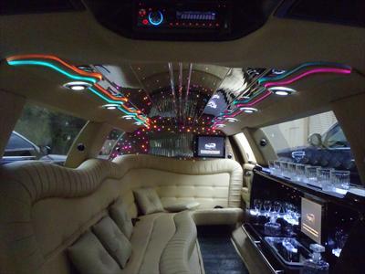Stretch Limo - Lincoln Town Car