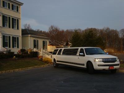 Stretch SUV - Ford Excursion