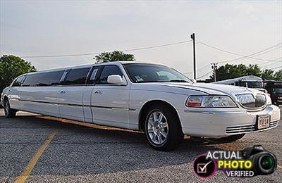 Stretch Limo - Lincoln Town Car