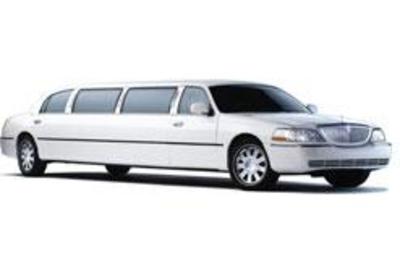 Stretch Limo - Lincoln Town Car