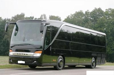 MotorCoach - Deluxe Motor Coach 