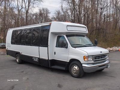 Mini-Bus - Limo / Party Style 