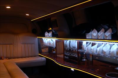 Stretch Limo - Lincoln Town Car