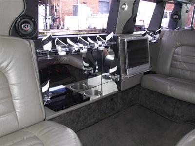 Stretch SUV - Hummer H2