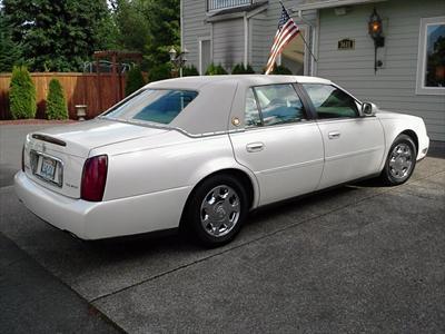 Sedan - Cadillac DTS