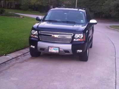 SUV - Chevrolet Suburban