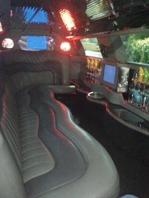 Stretch Limo - Chrysler 300