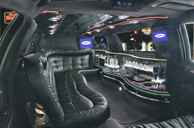 Stretch Limo - Lincoln Town Car