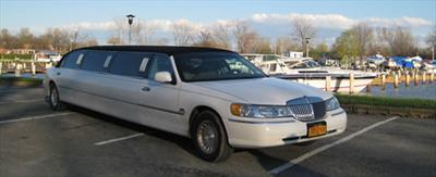 Stretch Limo - Lincoln Town Car