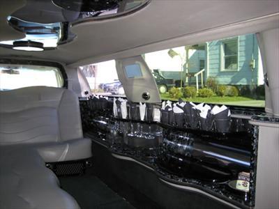 Stretch Limo - Lincoln Town Car
