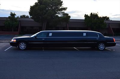 Stretch Limo - Lincoln Town Car