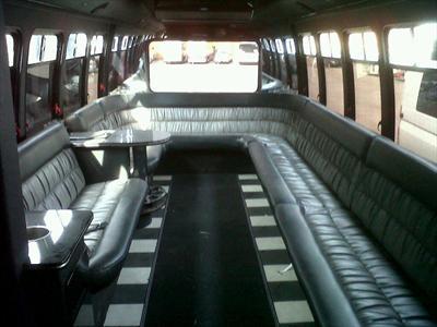 Mini-Bus - Limo / Party Style 