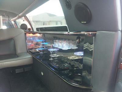 Stretch Limo - Lincoln Town Car