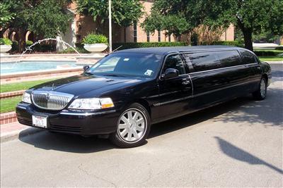 Stretch Limo - Lincoln Town Car