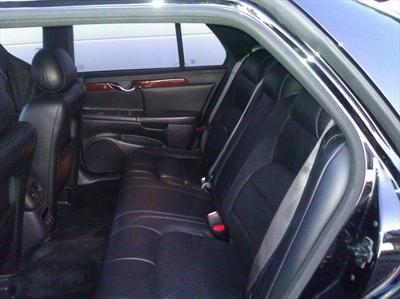 Sedan - Cadillac DTS