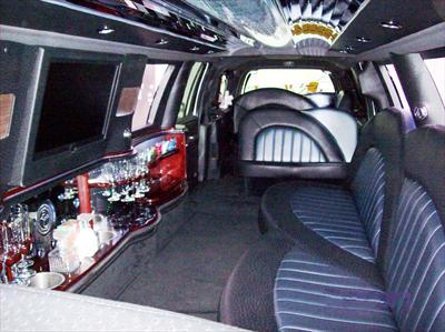 Stretch SUV - Lincoln Navigator