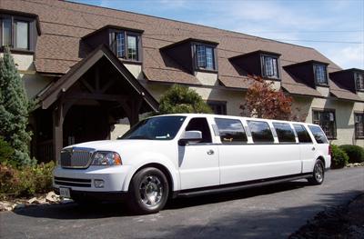 Stretch SUV - Lincoln Navigator