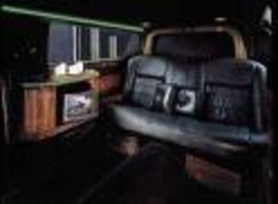 Stretch Limo - Lincoln Town Car