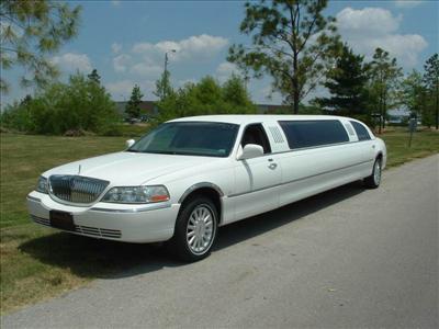 Stretch Limo - Lincoln Town Car