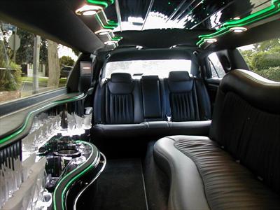 Stretch Limo - Chrysler 300