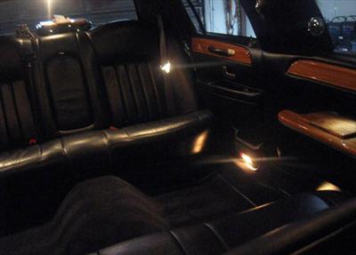 Stretch Limo - Lincoln Town Car