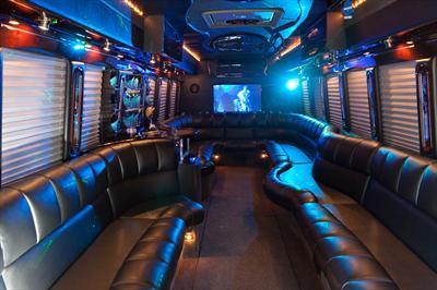 Mini-Bus - Limo / Party Style 