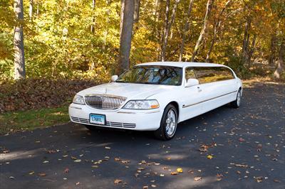 Stretch Limo - Lincoln Town Car