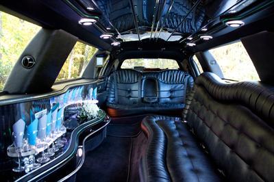 Stretch Limo - Lincoln Town Car