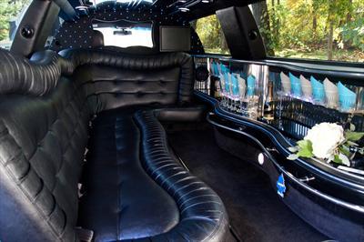 Stretch Limo - Lincoln Town Car