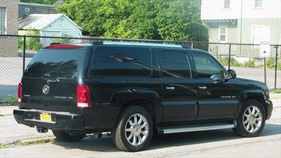 SUV - Cadillac Escalade ESV