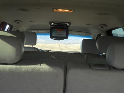 SUV - Chevrolet Suburban