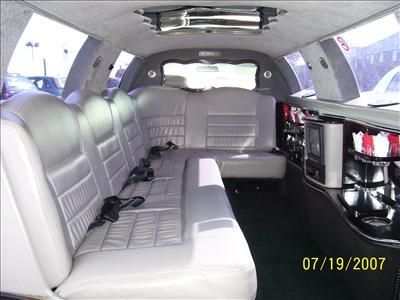 Stretch Limo - Lincoln Town Car