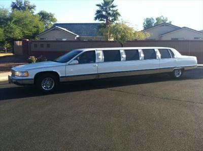 Stretch Limo - Cadillac DTS