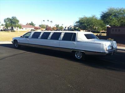Stretch Limo - Cadillac DTS