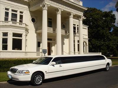 Stretch Limo - Lincoln Town Car