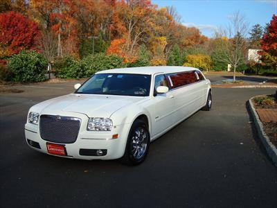 Stretch Limo - Chrysler 300