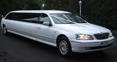 Stretch Limo - Lincoln Town Car