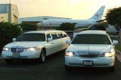 Stretch Limo - Lincoln Town Car