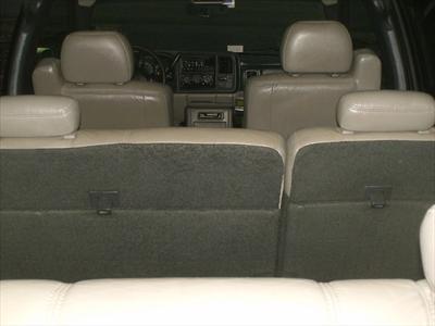 SUV - Chevrolet Suburban
