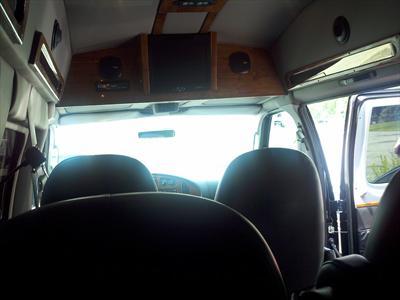 Van - Executive Van 