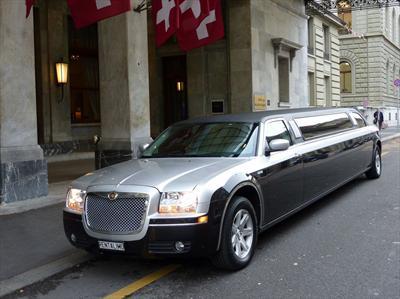 Stretch Limo - Chrysler 300
