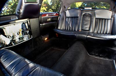 Stretch Limo - Lincoln Town Car