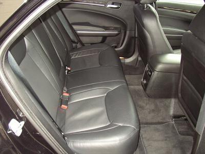 Sedan - Chrysler 300