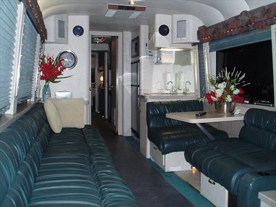 MotorCoach - Executive Coach 
