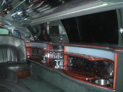 Stretch Limo - Lincoln Town Car