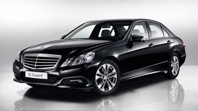 Luxury Sedan - Mercedes Benz E-Class